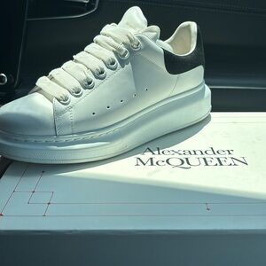 Alexander Mcqueen shoes black/white